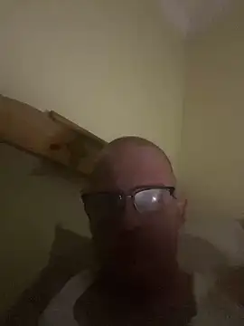 ClimbedCaelum online show from 10-06-25, 06:11