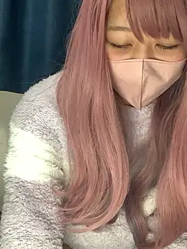 Snapshot of PINO_pino_01 chatting on 12-21-25, 05:42 PINO pino 01 online show from 12-21-25, 05:42