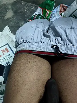 Snapshot of omni_333 chatting on 02-25-26, 01:21 omni 333 online show from 02-25-26, 01:21