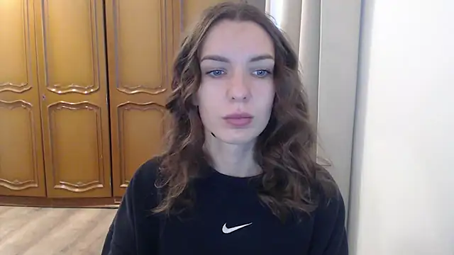 aurora lust online show from 10-29-25, 06:26