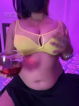 Snapshot of Sejall2 chatting on 09-13-25, 05:13 Sejall2 online show from 09-13-25, 05:13