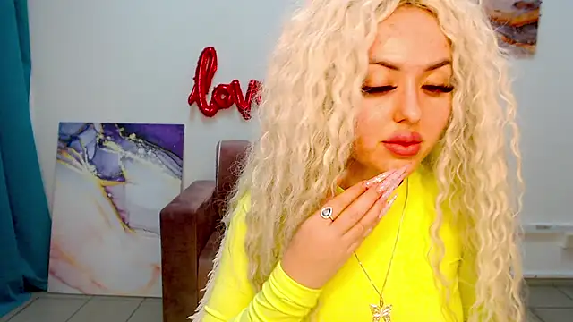 MissisCaty online show from 02-09-25, 10:43