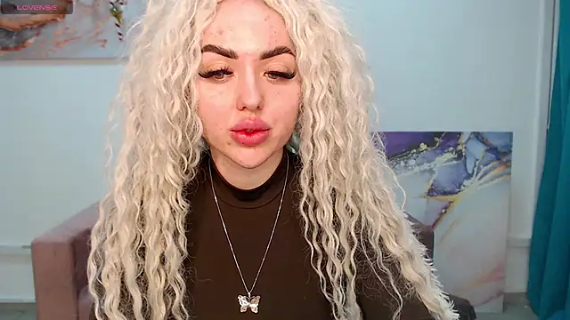 MissisCaty online show from 02-13-25, 04:11