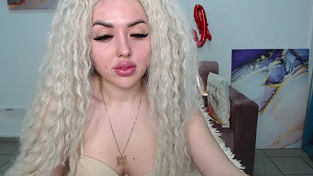 MissisCaty online show from 03-03-25, 03:42