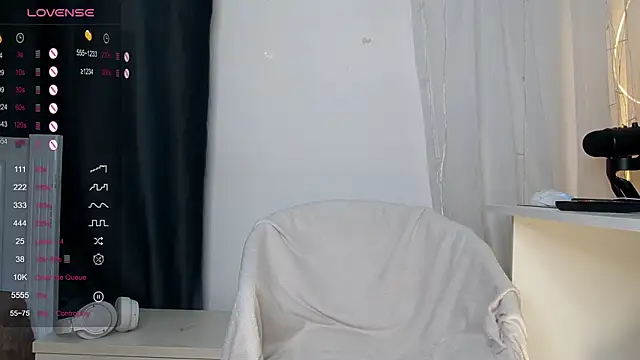 Kellybbface online show from 05-13-26, 10:12