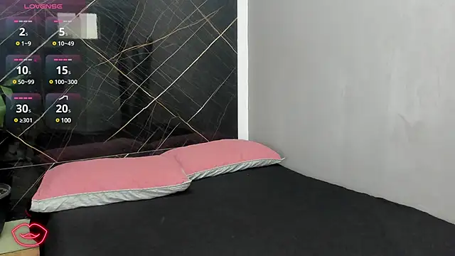 maddie 18 online show from 03-10-25, 11:53