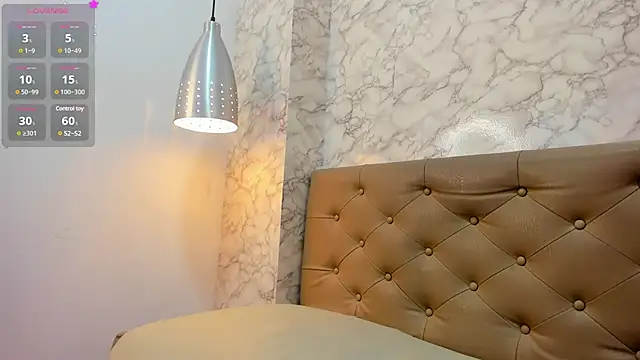 Snapshot of PamelaAddams_ chatting on 03-19-25, 03:20 PamelaAddams online show from 03-19-25, 03:20