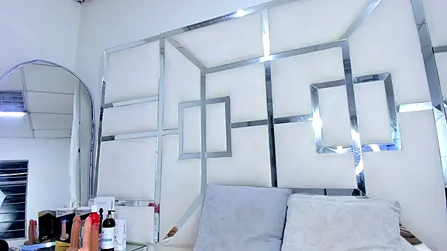 ZoeWan69 online show from 10-23-25, 11:31