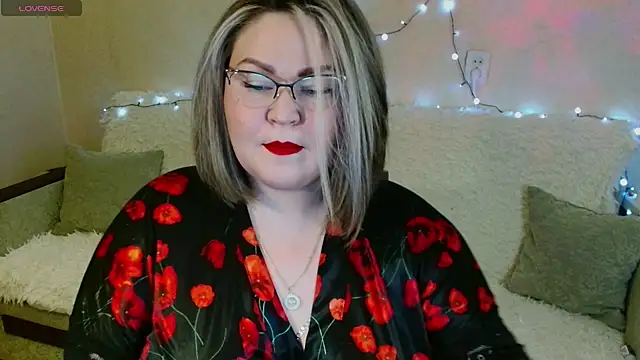 Snapshot of Vivien__wet chatting on 02-02-25, 07:57 Vivien  wet online show from 02-02-25, 07:57