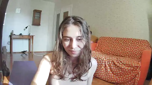 Snapshot of girliemilk chatting on 02-20-25, 09:44 girliemilk online show from 02-20-25, 09:44