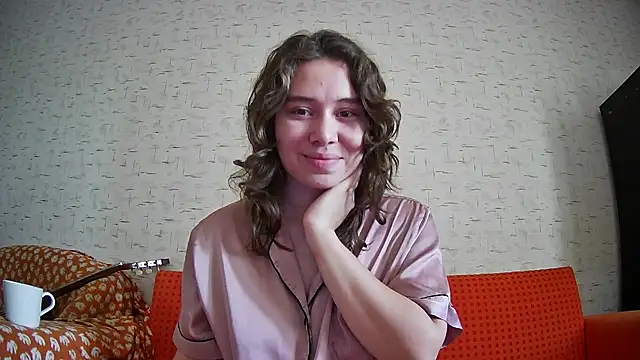 girliemilk online show from 11-04-25, 06:56