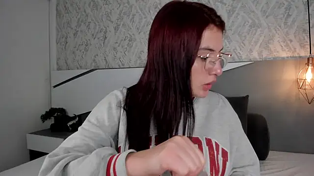 Snapshot of Miile_Evans chatting on 03-03-25, 01:42 Miile Evans online show from 03-03-25, 01:42