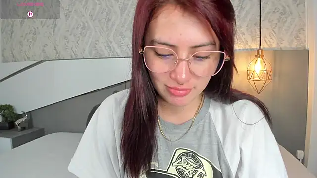 Snapshot of Miile_Evans chatting on 03-06-25, 04:38 Miile Evans online show from 03-06-25, 04:38