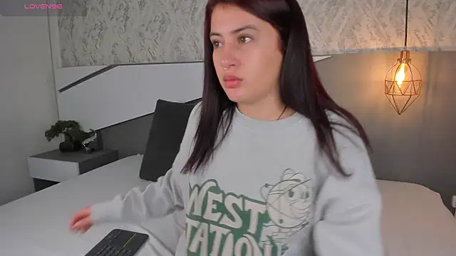 Snapshot of Miile_Evans chatting on 03-11-25, 01:45 Miile Evans online show from 03-11-25, 01:45