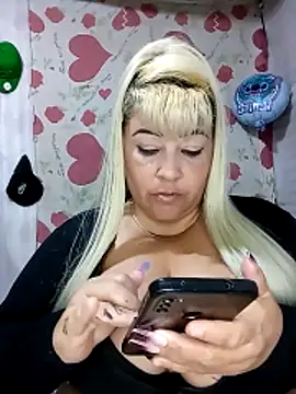 BonniAdams online show from 12-21-25, 12:40