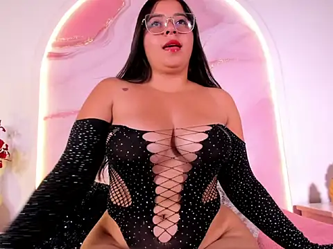 Snapshot of Sofii_Lopezz chatting on 03-06-25, 11:47 Sofii Lopezz online show from 03-06-25, 11:47