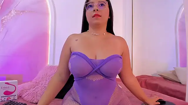 Snapshot of Sofii_Lopezz chatting on 09-15-25, 11:21 Sofii Lopezz online show from 09-15-25, 11:21