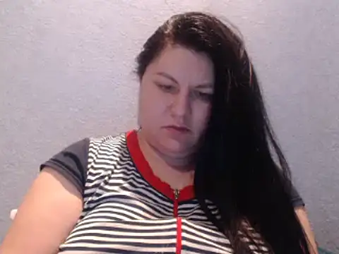 KiraSwee online show from 02-23-25, 05:50