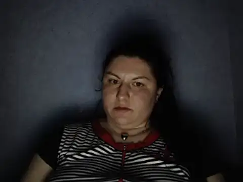 KiraSwee online show from 09-26-25, 06:23