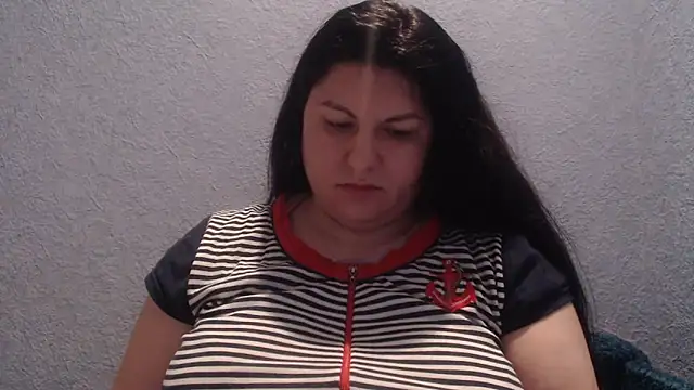 KiraSwee online show from 12-18-25, 03:51