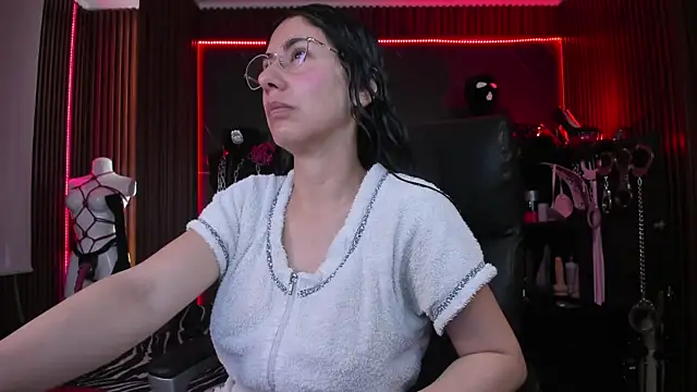 XiaQueen online show from 09-11-25, 11:43