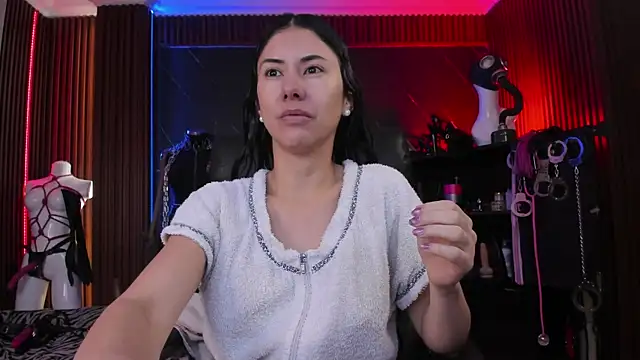 Snapshot of XiaQueen chatting on 01-15-26, 11:37 XiaQueen online show from 01-15-26, 11:37