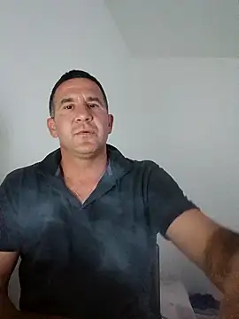 Mister1985 online show from 10-19-25, 04:29