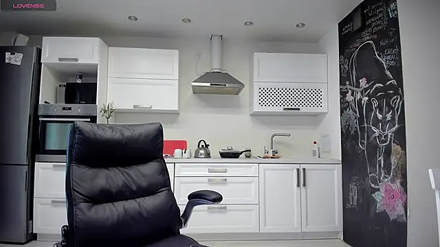 lisenok online show from 02-24-26, 01:42