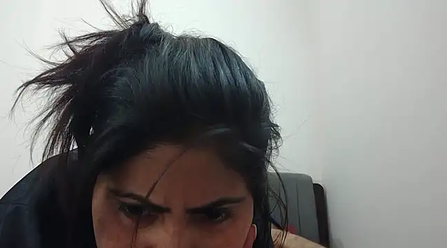 Queen Couple online show from 02-09-25, 10:20