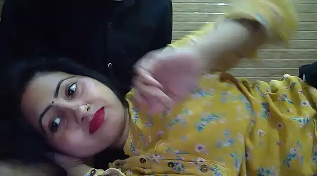 Queen Couple online show from 02-14-25, 04:20