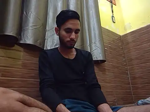 Queen Couple online show from 03-01-25, 04:22