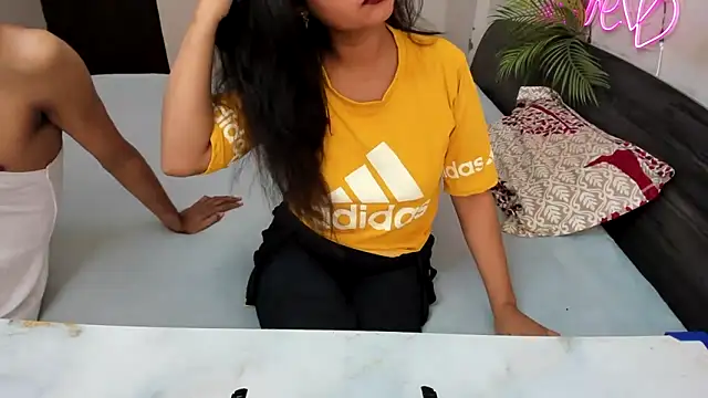 Queen Couple online show from 09-09-25, 06:46