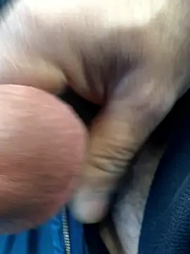 Snapshot of sark0606 chatting on 01-19-26, 11:03 sark0606 online show from 01-19-26, 11:03