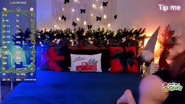 Maria Moonlight online show from 12-18-25, 12:55