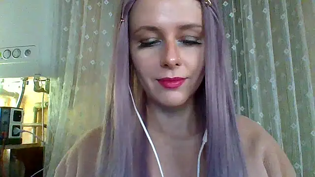 LuminousLady online show from 02-13-25, 09:49