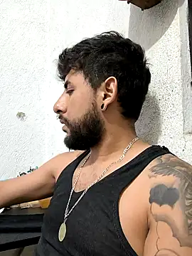 Snapshot of dickman10 chatting on 02-05-25, 04:37 dickman10 online show from 02-05-25, 04:37