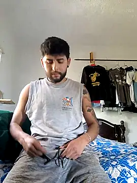 Snapshot of dickman10 chatting on 02-13-25, 10:33 dickman10 online show from 02-13-25, 10:33