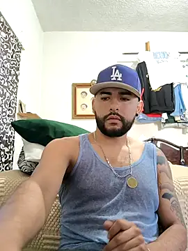 Snapshot of dickman10 chatting on 02-26-25, 02:25 dickman10 online show from 02-26-25, 02:25