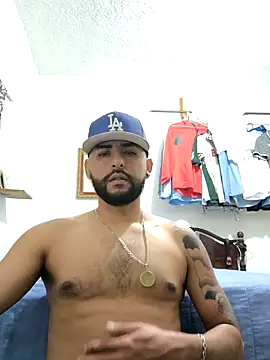 Snapshot of dickman10 chatting on 03-03-25, 04:14 dickman10 online show from 03-03-25, 04:14