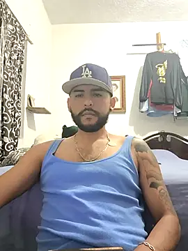 Snapshot of dickman10 chatting on 03-04-25, 04:06 dickman10 online show from 03-04-25, 04:06