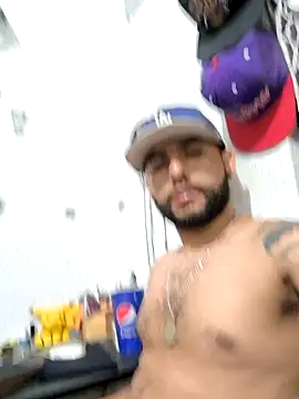 Snapshot of dickman10 chatting on 03-09-25, 05:22 dickman10 online show from 03-09-25, 05:22