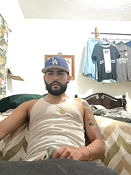 Snapshot of dickman10 chatting on 09-09-25, 04:23 dickman10 online show from 09-09-25, 04:23