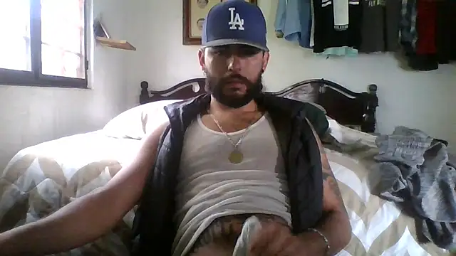 Snapshot of dickman10 chatting on 09-09-25, 10:09 dickman10 online show from 09-09-25, 10:09