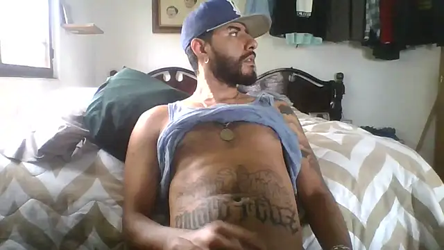 Snapshot of dickman10 chatting on 09-18-25, 10:01 dickman10 online show from 09-18-25, 10:01