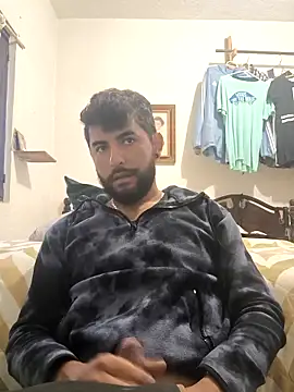 Snapshot of dickman10 chatting on 10-08-25, 10:29 dickman10 online show from 10-08-25, 10:29