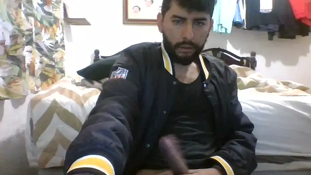 Snapshot of dickman10 chatting on 10-10-25, 12:59 dickman10 online show from 10-10-25, 12:59