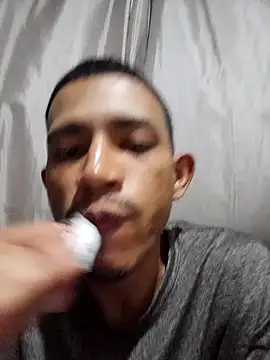 Mineirinho043 online show from 03-02-25, 10:27