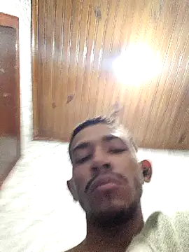 Mineirinho043 online show from 03-17-25, 02:45