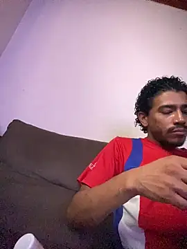 Mineirinho043 online show from 10-12-25, 06:40