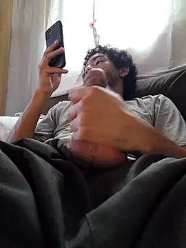 Mineirinho043 online show from 10-14-25, 02:29